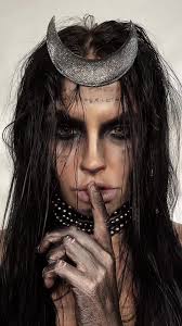 31 Days of Halloween 🖤 Day 11: The Enchantress Thank you to everyone who  suggested this look bc I LOVE IT Who should we do next?!?! #halloween  #halloweencostume #31daysofhalloween #halloweenmakeup