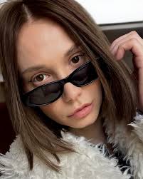 The High Priestess. I would love to have an updated photos of my new hair  by @26_shades @marcben26 @look_ramo #witch #witchcraft #noblonde #brunette  #beauty #beautiful #hair #hairstyle #newhair #portrait #girl