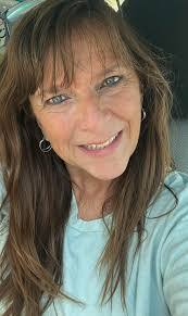 Lori Fleck's Instagram, Twitter & Facebook