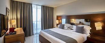 اداء كورال حلم (صافيتا) بإدارة د.نهى بشوركلمات وألحان: Executive Suite Dining Area Coral Beach Hotel Resort