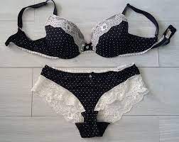 En lettre suivie, colissimo ou point relais à partir de 2€95. Achetez Ensemble Rouge Gorge Occasion Annonce Vente A Lille 59 Wb160261043