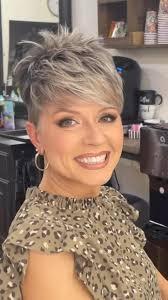 Lori Buxton (loribuxton1959)