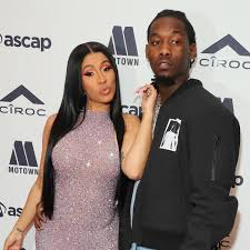 'i just know these two will love each other' cardi b announced that she's expecting her second child with offset during sunday's bet awards. Pqdpabzc1 M Km