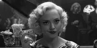 Gary oldman, amanda seyfried, lily collins, arliss howard, tuppence middleton, tom david fincher's mank belongs to that second, rarified category. Mank Amanda Seyfried S Marion Davies Is The Best Part Of The Film