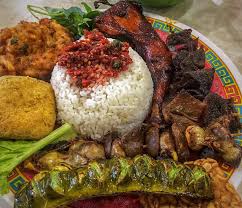 Rumah makan sunda selanjutnya yang bisa anda jajal adalah oemah andrawina. Nibble Id 10 Warung Sunda Di Bandung Yang Enaknya Gak Karuan