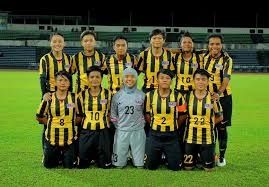 Tiga bekas pemain kebangsaan merakam pencapaian membanggakan apabila tersenarai dalam 'fifa century club' oleh persekutuan bolasepak antarabangsa (fifa). Senarai 25 Pemain Ke Kem Latihan Pusat Fasa Akhir Skuad Wanita Malaysia Bermula 2 Julai 2017 Fam