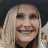 Deb Springer's Instagram, Twitter & Facebook