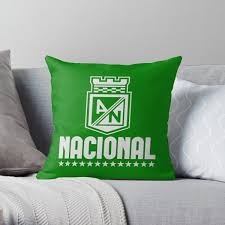 Oportunidad en decoracion cumpleaños futbol nacional! Cojines Y Almohadas Atletico Nacional Redbubble