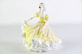 Hogarth produces and deploys content across all of your channels to drive growth. Lot Art Royal Doulton Figure Of Linette Hn2379 H20cm