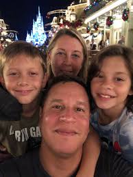 Christen Santiago, Esq. (@chrisdsantiago)