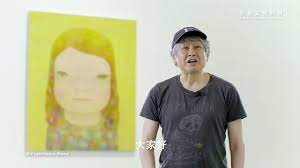 奈良美智 ( yoshitomo nara) ，男，1959年12月5日出生于日本青森县弘前市，日本现今著名的现代艺术家，其作品包括漫画及动画，曾在欧美日的美术馆展出，深受欢迎。笔下的招牌便是头大大的小孩、洁白驯良的狗、以及身着绵羊装的儿童，非常可爱。笔下的人物，脸上那对眼尾上吊、不怀好意的双眼. å¥ˆè‰¯ç¾Žæ™ºç‚ºä»€éº¼éƒ½ç•«å°å­© æœ€æ–°å°ç£å±•è¦½ 10å¤§é‡é»žçœ‹æ‡‚ä»– å¤©ä¸‹é›œèªŒ