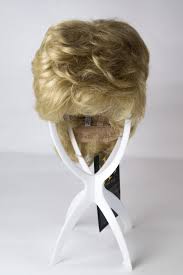 Or, equally possible, she just grabbed the nearest wig in her dressing room, decided to. Quality Women S Wig Men S Wig Human Hair Short Wavy Stylish Blonde Ng Hh 13 22