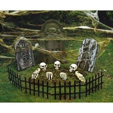 Halloween Decorations Ideas Inspirations Indoor Outdoor Halloween Yard Decor Outside Halloween Decorations Halloween Outdoor Decorations Halloween Outside