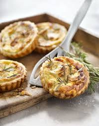 Tartelettes Au Chevre Miel Et Romarin Recette Recette Recettes De Cuisine Cuisine