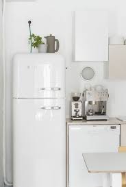 Retro Kuhlschranke Liegen Voll Im Trend Vintage Einrichtungen Retro Zuhause Kuchengestaltung