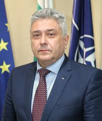 Stefan Dimitrov's Instagram, Twitter & Facebook