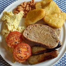 Veggie Breakfast For Dinner Sainsburys Shroom Dogs Are So Good These Were The Caramelised Onion Fla Veggie Breakfast Breakfast For Dinner Caramelized Onions