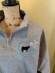 Unique gifts for veterinarians, vet techs, veterinary students, assistants, nurses, receptionists and pet owners! Vet Gift Vet Tech Large Animal Vet Veterinarian Stethoscope Dvm Graduation Gift For Vet School Student Personalized Large Animal Vet Pet Vet Vet Tech Scrubs