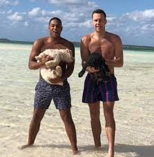 Jennifer lopez kept ben affleck's engagement ring all these years! Dlisted Don Lemon Got Engaged