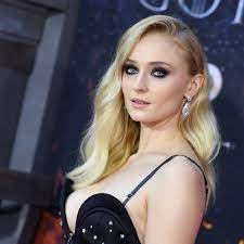 I like to pretend to be other people. Sophie Turner Opened Up About Therapy And Mental Health Medication Teen Vogue