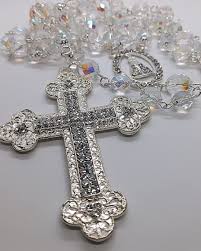 Terço cristal crucifixo Romano prata