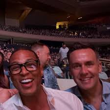 Thanks to the troll & his girlfriend who insulted me, got kicked out & got  me upgraded to suite level at @natebargatze @thegarden. The show was great  buddy, sorry y'all missed it.