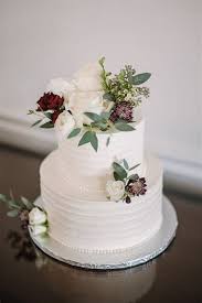 Als die ninja herausfinden, dass er es auf den stab von wu abgesehen hat, ist es schon zu spät: Two Tier Cake Design For Engagement Simple Two Tier Wedding Cake With Roses Ydopedyluryhacuv