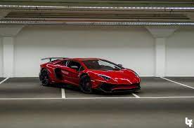 Lamborghini Aventador Sv It Features An Upgraded Powertrain With Maximum Horsepower Increased To 559 Kw 750 Bhp From The Standard Coupe S 522 Kw 700 Bhp