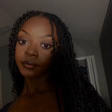 Kierra Barnes's Instagram, Twitter & Facebook