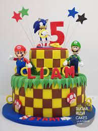 He loves mario and sonic at the winter olympic games, so when i asked him what kind of cake he wanted for his birthday, this was the picture he chose. Gateau Sonic Sonic Birthday Cake Sonic Birthday Sonic Cake