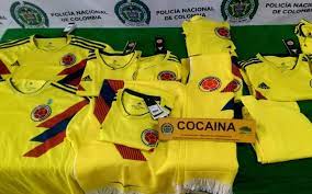 Il a été officialisé en mars 2018 par adidas. Coupe Du Monde 2018 De La Cocaine Cachee Dans Des Maillots De La Colombie Le Parisien