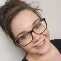 Danielle Andrew's Instagram, Twitter & Facebook