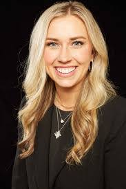 Melissa Lancaster's Instagram, Twitter & Facebook