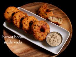 Bread Medu Vada Recipe Instant Medu Vada With Leftover Bread Slices Recipe Medu Vada Recipe Recipes Food