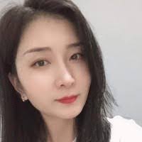 Joan Luo's Instagram, Twitter & Facebook