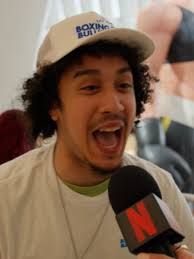 Katie or Amanda, who you got??? Taylor vs. Serrano 3 is LIVE NOW