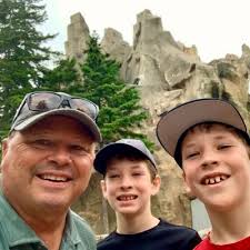 Sarah Strother (@SarahStrother1)