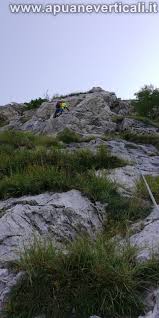 www.apuaneverticali.it