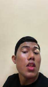 Maksud Kening Terangkat Sebelah