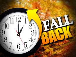 A different way to remember which direction to set your clock for dst is that in the spring, you bring out (or forward) the garden furniture and in the fall you put it back. Time Change Tonight Fall Back 1 Hr