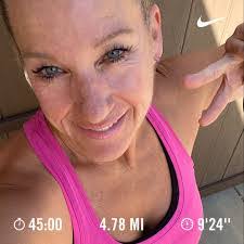 Tabitha Hinkle's Instagram, Twitter & Facebook