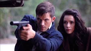 Download to watch offline and even view it on a big screen using chromecast. Critiques Series Timeless Saison 1 Episode 4 Critiques Series Et Cine Actu Breaking News Ca Deborde De Potins