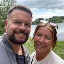 Happy 50th Birthday to my baby sister Kelly!! 🥳😘🥳. God now I feel OLD!!  😂