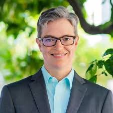 Angela Sinner's Instagram, Twitter & Facebook