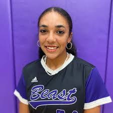 Courtney Ehlers's Instagram, Twitter & Facebook