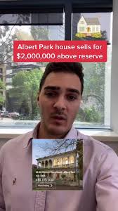 Albert Park House Sells for $2M Above Reserve Price