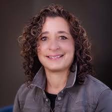 Jennifer Kilroy's Instagram, Twitter & Facebook