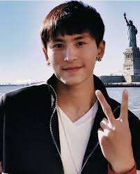 Rona we jst dnt care what happens,as long as we happy..do what we  love😊😊🤷👌🤞🔥👌💕