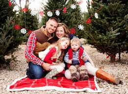 They are a great alternative. What To Wear In Christmas Photos 10 Tips