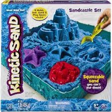 Die spielfläche hat eine größe von 41 x 27 cm und der kinetic sand ®** eignet sich aufgrund seiner besonderen eigenschaften dafür, die taktile wahrnehmung zu fördern und die fantasie beim spielen. Spin Master Kinetic Sand Box Set Kinetic Sand 0778988097113